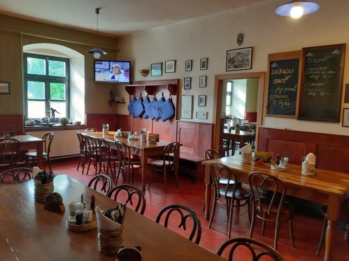 Penzion a restaurace U Hájků Nove Dvory  Exterior foto