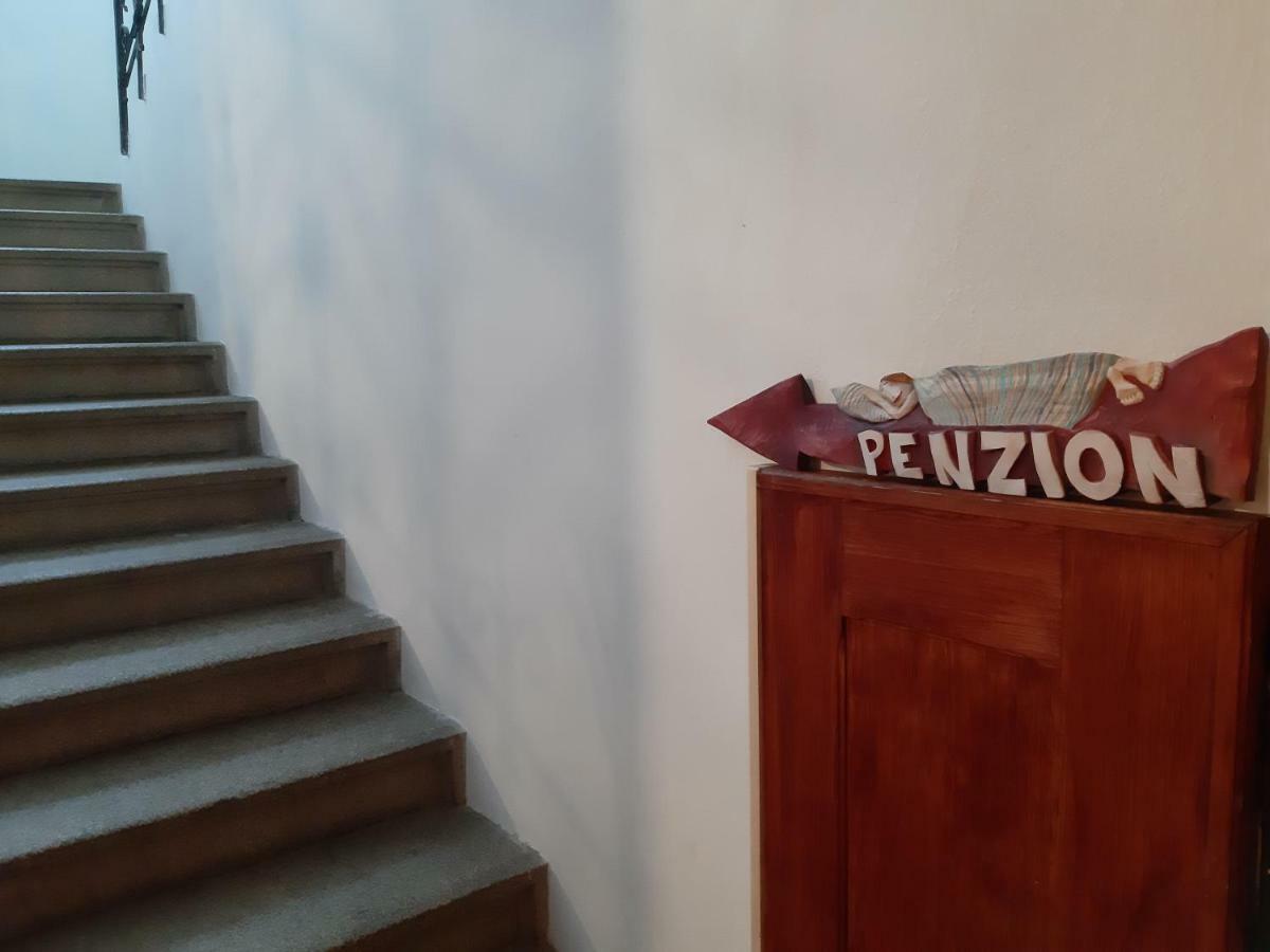 Penzion a restaurace U Hájků Nove Dvory  Exterior foto